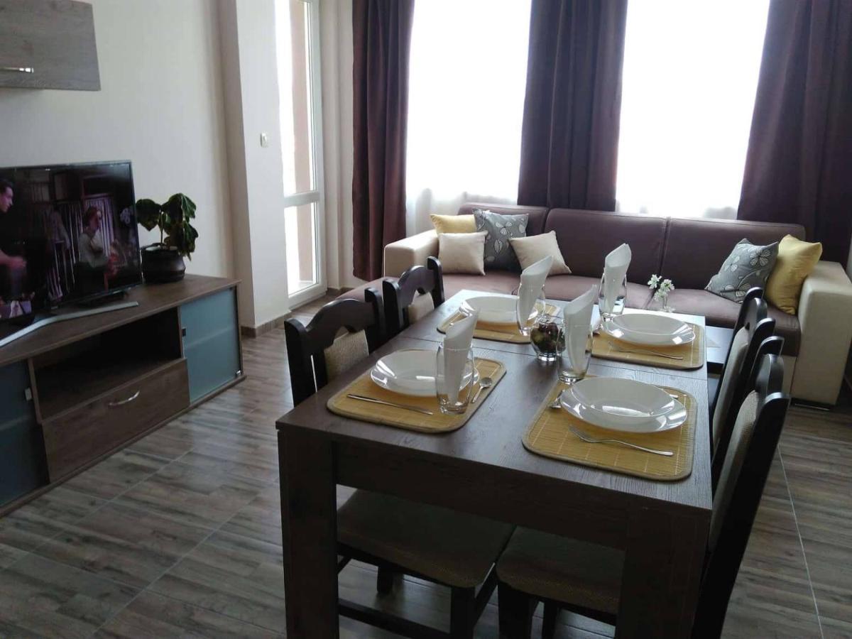 Nev Apart New Velingrad Exteriör bild