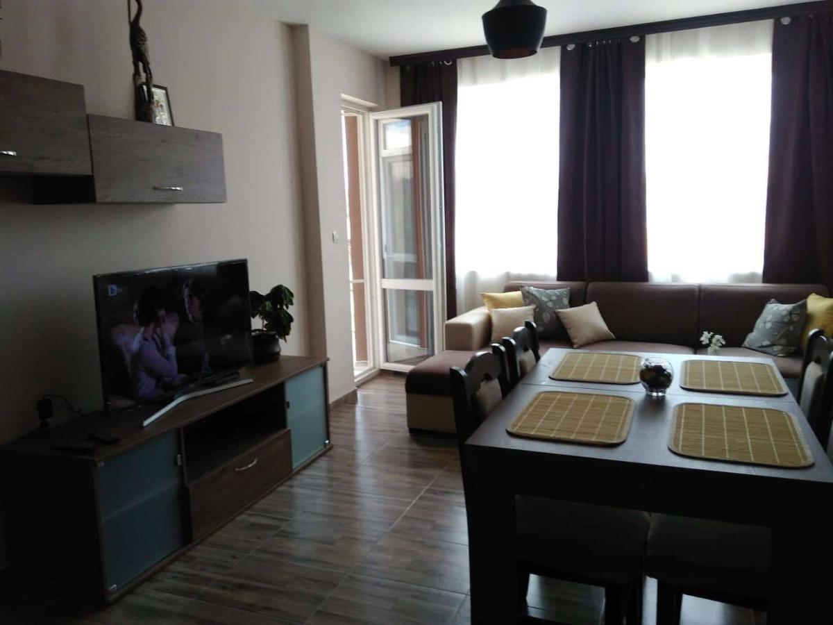Nev Apart New Velingrad Exteriör bild