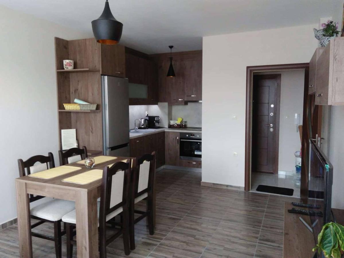 Nev Apart New Velingrad Exteriör bild